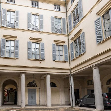 Nerino House, Elegante E Tranquillo Appartamento A 5 Minuti Dal Duomo Milan Exterior photo